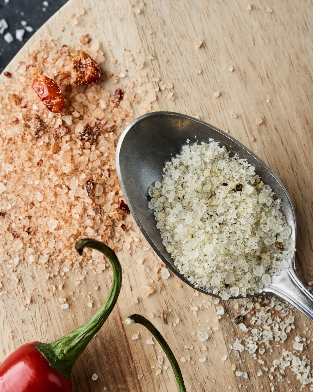 Gift box, Salt parmesan & basil + chilli, 320|315 g|g