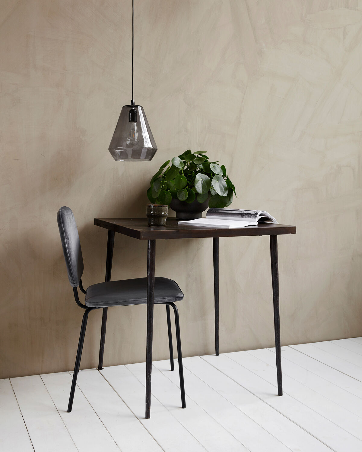 Café-Tisch, HDSlated, Schwarze Beizung